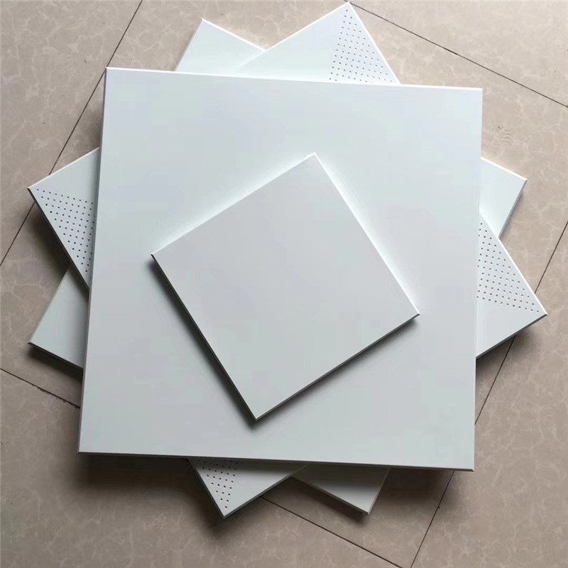 鋁天花板 工程鋁天花扣板 平板對角沖孔各規(guī)花型現(xiàn)貨 生產(chǎn)