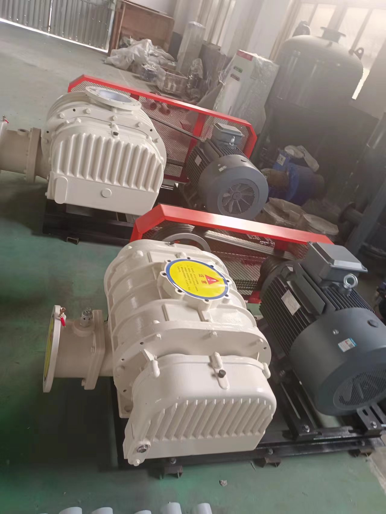 廠家現(xiàn)貨供應污水處理曝氣三葉羅茨風機大風量氣力輸送機羅茨風機