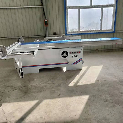 精密鋸板式家具切割精密裁板鋸鴻鑫三友木工機(jī)械設(shè)備