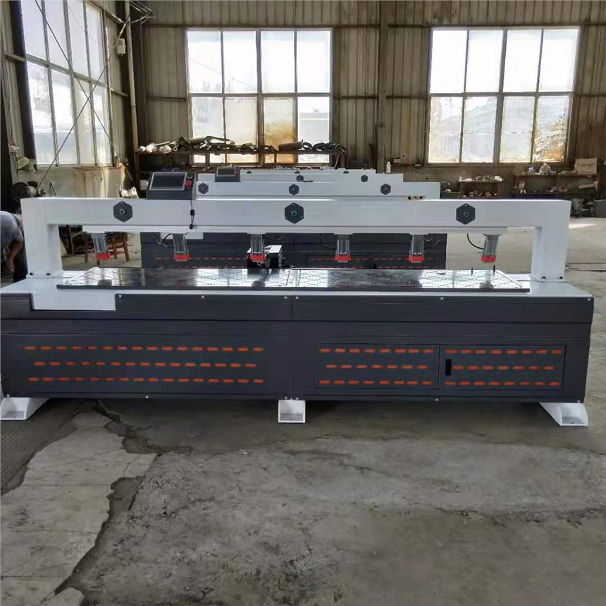 激光側(cè)孔機(jī)板材專用數(shù)控激光側(cè)孔機(jī)鴻鑫三友木工機(jī)械