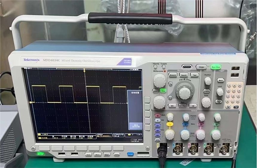 閑置Tektronix MDO3104混合域示波器/MDO3104泰克回收 ?