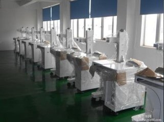 供應丹陽揚中常州二氧化碳30W飛行激光打標機 橡膠打標