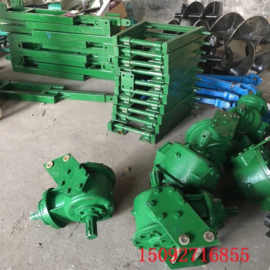 牽引式拖拉機(jī)挖坑機(jī)高效率移栽鉆眼機(jī)