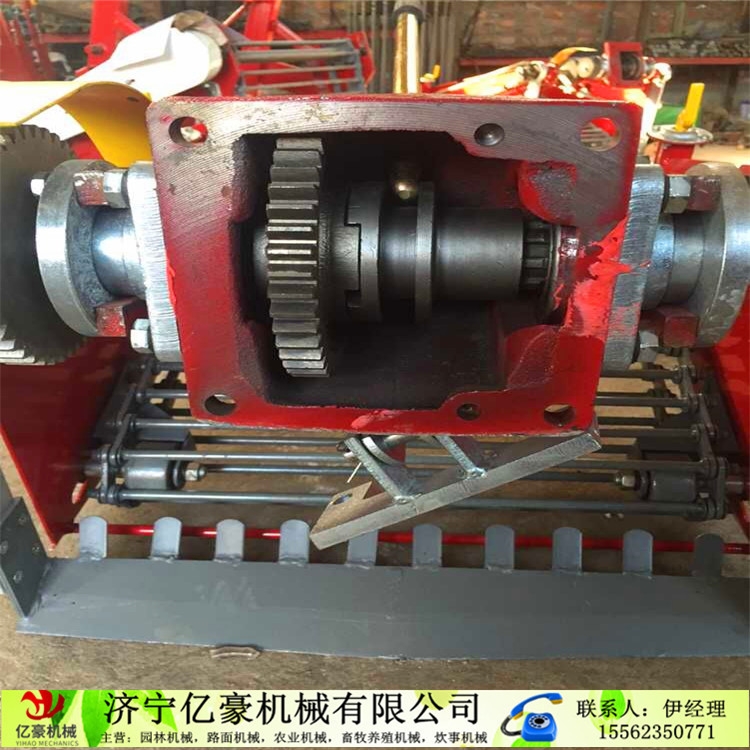廛河回族區(qū)供應 手扶車帶土豆大蒜收獲機怎么樣