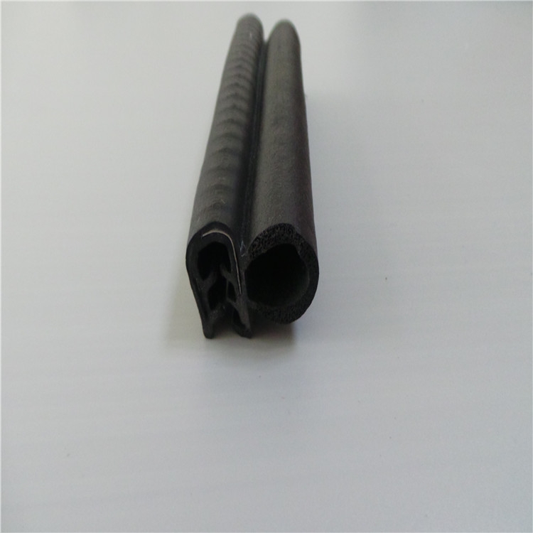 供應(yīng)  橡膠鋼絲鋼帶復(fù)合條 U型骨架橡膠條 電控柜門(mén)密封膠條