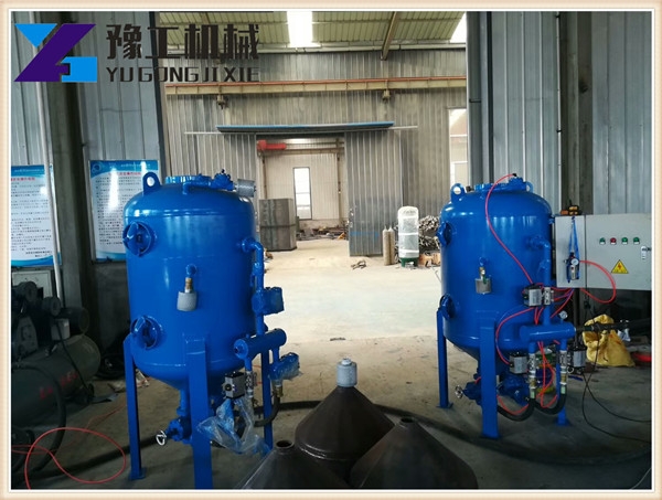 咸陽(yáng)市渭城區(qū)移動(dòng)除銹噴砂機(jī)現(xiàn)場(chǎng)調(diào)試豫工歡迎您