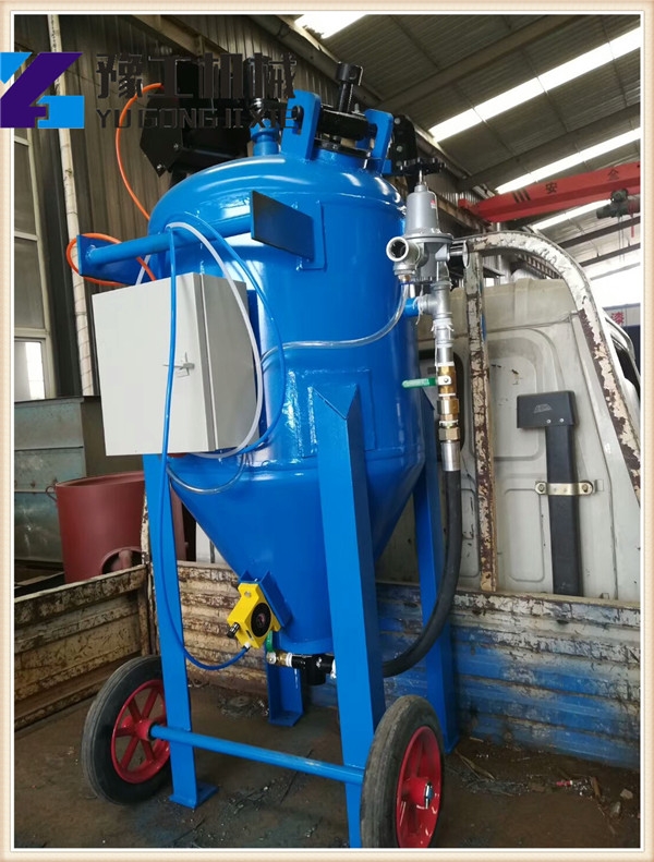 烏魯木齊市沙依巴克區(qū)全自動(dòng)噴砂除銹機(jī)歡迎咨詢(xún)河沙