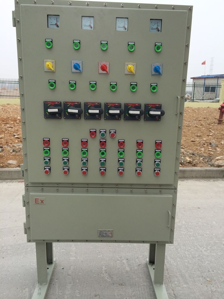 落地式鋼板焊接碳鋼防爆開關(guān)儀表配電箱
