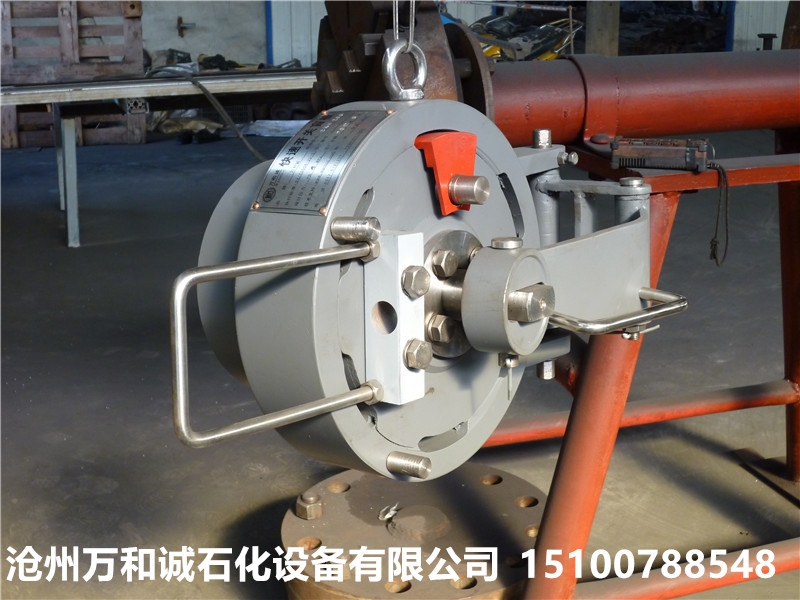 臥式立式快開盲板具有安全可靠嚴密性高結(jié)構(gòu)簡單的優(yōu)勢