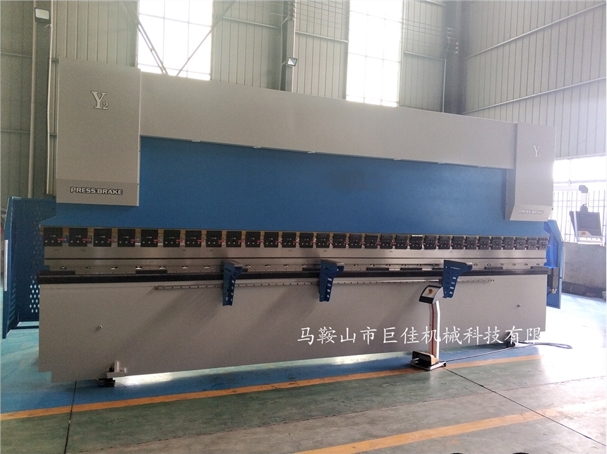 6米數(shù)控折彎機 160噸6米電液伺服數(shù)控折彎機