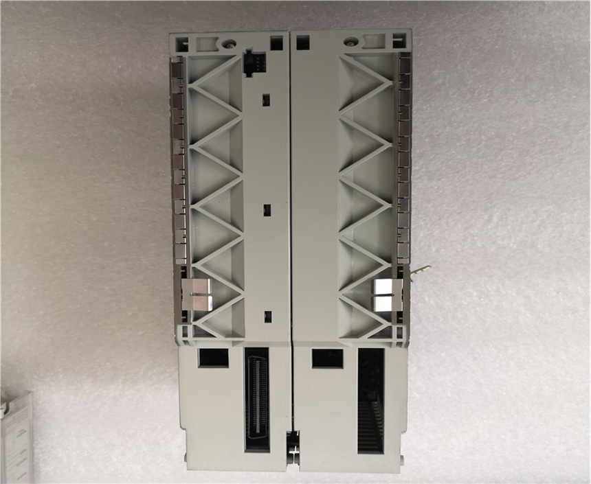 SIEMENS 6FC5248-0AF04-1BA0