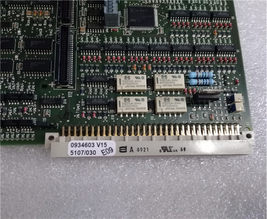 Siemens	1FT5044-1AF71-3EA0