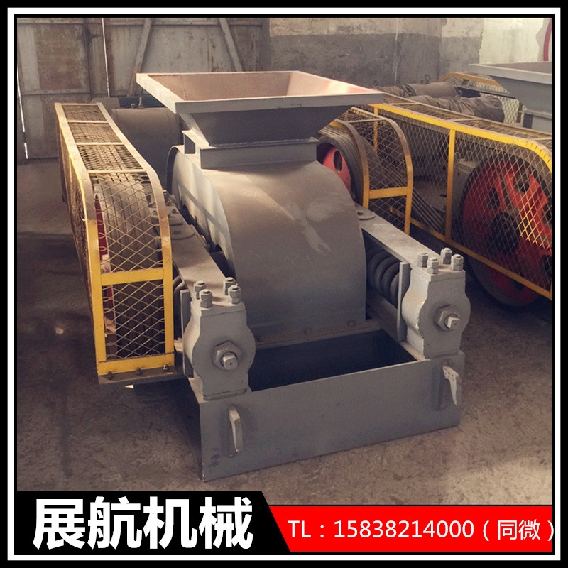 選礦對輥式破碎機(jī) 河卵石擠壓對輥式制砂機(jī) 雙齒輥式石灰石碎石機(jī)
