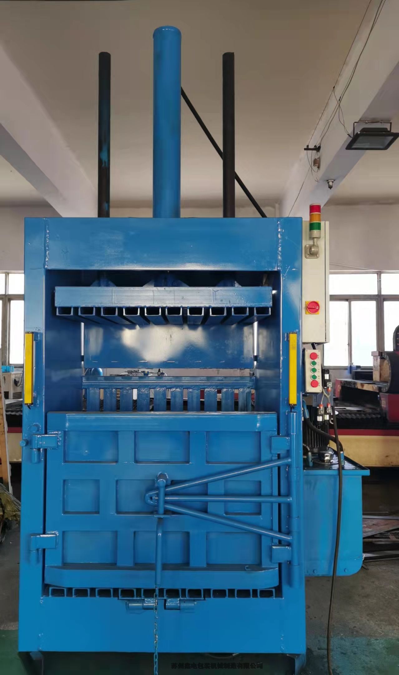 吳江80噸電控打包機設備參數及高清圖