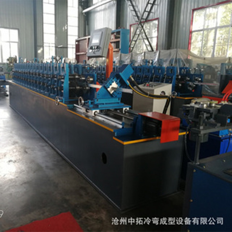 吊頂龍骨成型機(jī)輕鋼T型龍骨成型機(jī)貫通烤漆龍骨機(jī)