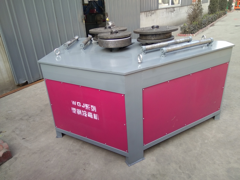 等邊角鋼冷彎機(jī) 加強(qiáng)筋成型機(jī)