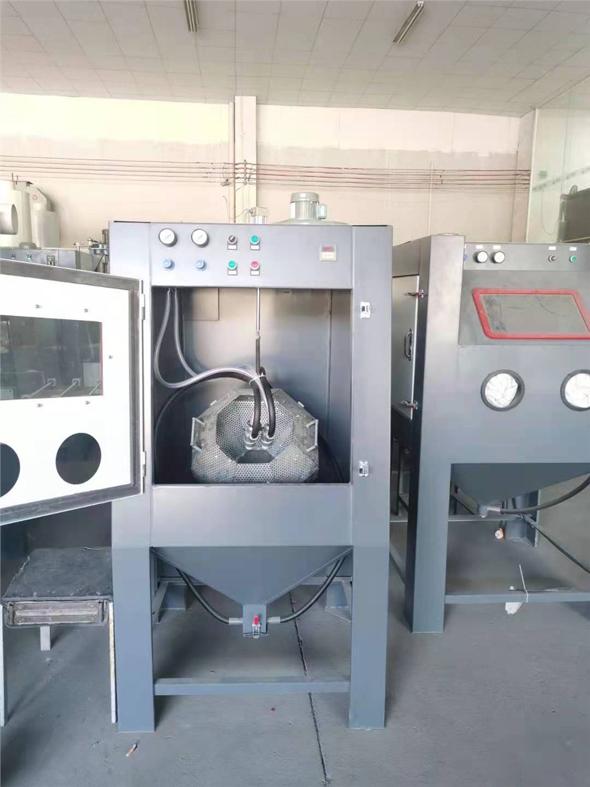 荊門噴砂機(jī)廠家 生產(chǎn)銷售自動噴砂機(jī) 表面處理設(shè)備