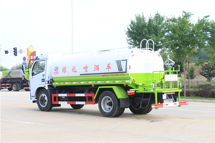 玉門灑水車哪里有賣_灑水車廠家銷售點(diǎn)_免購(gòu)置稅