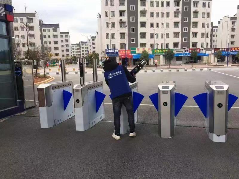 河南洛陽 興邦電子人臉閘機(jī)考勤系統(tǒng)