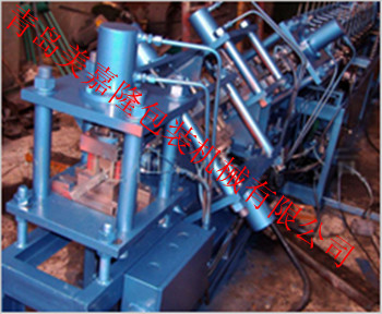 鋼帶包邊木箱設(shè)備，全自動(dòng)包裝箱鋼帶生產(chǎn)設(shè)備