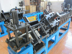 全自動鋼帶機(jī).木箱包裝設(shè)備.可拆式木箱成型機(jī).鋼邊箱鋼帶生產(chǎn)設(shè)備