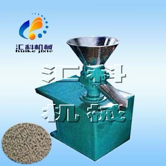 兔子飼料顆粒機(jī)，養(yǎng)兔用顆粒飼料機(jī)，山東飼料顆粒機(jī)