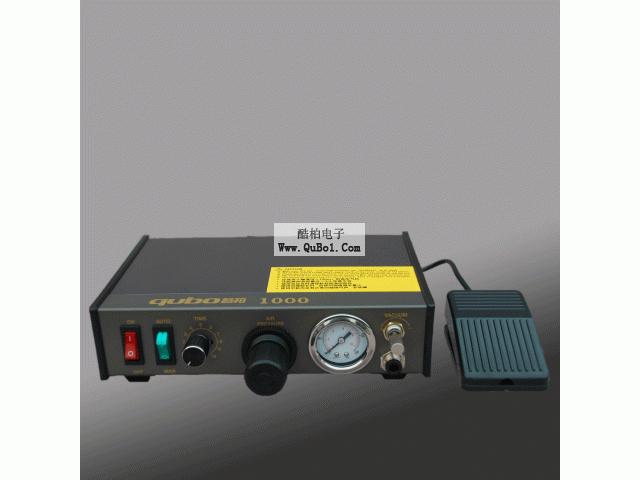 東莞酷柏生產(chǎn)全自動與半自動滴膠機、QUBO900酷柏點膠機
