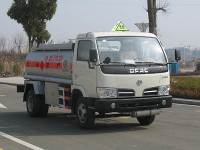 商洛流動(dòng)加油車(chē)，福田流動(dòng)小型加油車(chē)價(jià)格，東風(fēng)加油車(chē)廠家