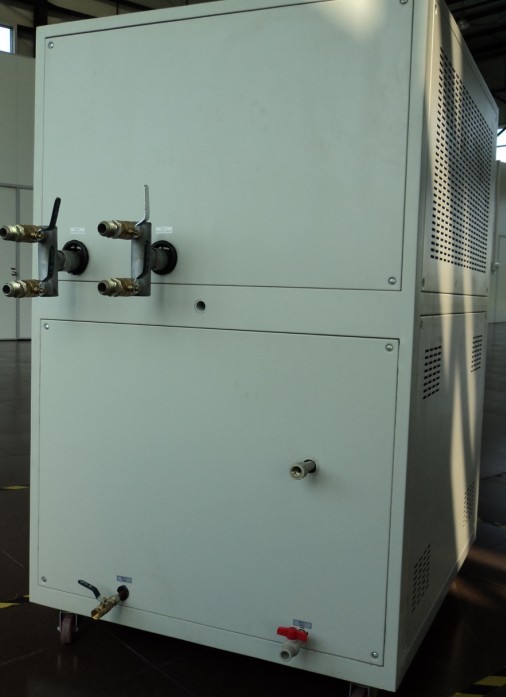 雙溫雙控冷水機(jī)、桂林冷水機(jī)、梧州冷水機(jī)、玉林冷水機(jī)、北海冷水機(jī)