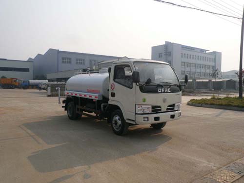 東風(fēng)5噸灑水車5噸水車5噸綠化噴灑車