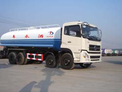 東風(fēng)天龍灑水車