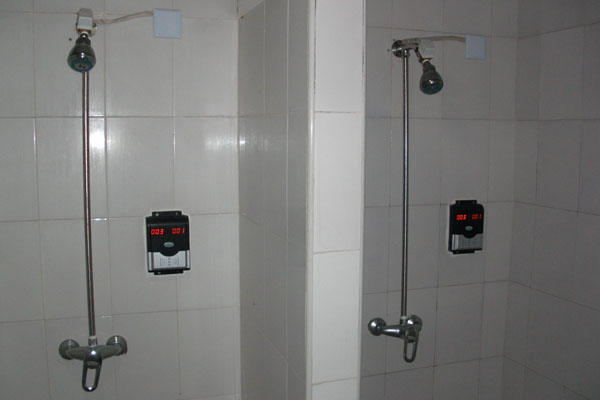 IC卡水控機(jī),智能卡水控機(jī),浴室刷卡水控機(jī),校園水控機(jī),水控收費(fèi)機(jī)