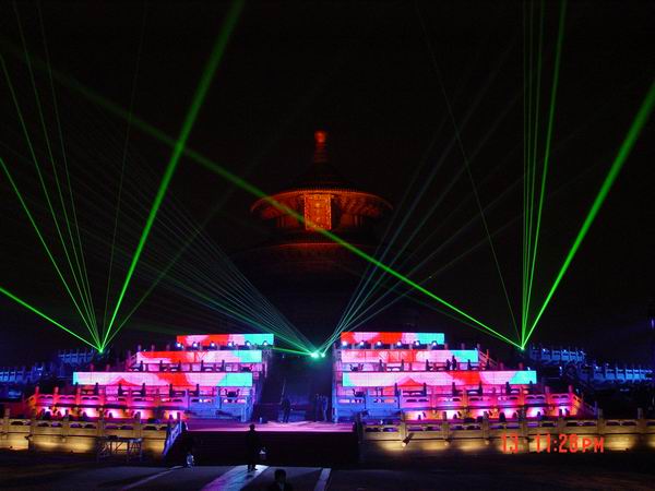 廣西LED彩幕租賃，桂林LED大屏租賃，室外彩幕出租