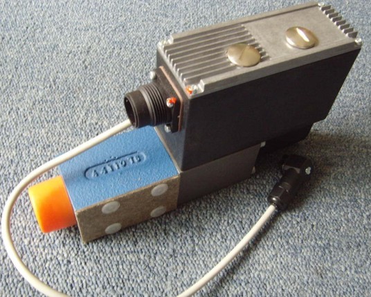 VT-DFPE-A-22/G24K0/2D0V/V-019力士樂放大器、比例閥