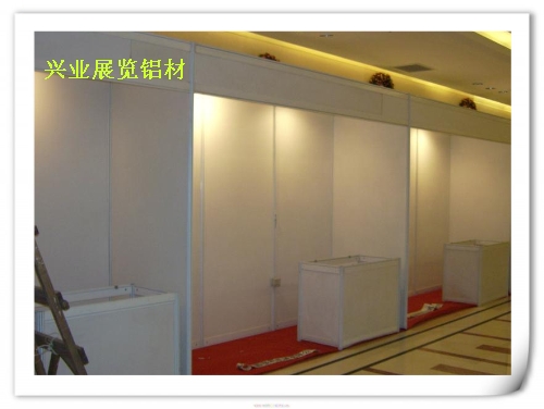 展會展間，八棱柱展間