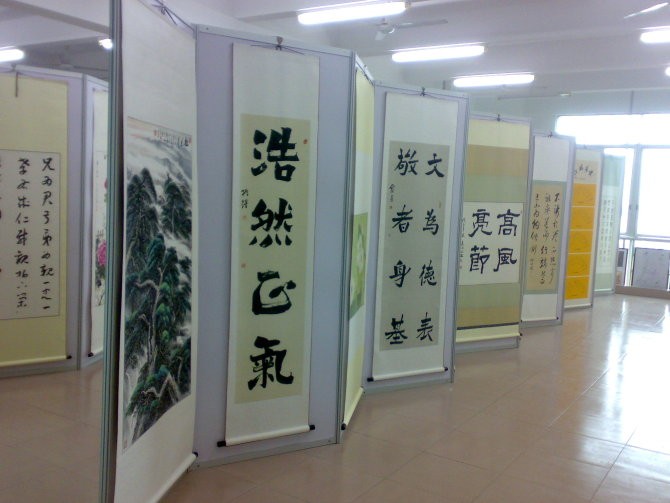 八棱柱標(biāo)準(zhǔn)屏風(fēng)，展覽展覽板，PVC貼面板，展覽屏風(fēng)，展柜鋁材價(jià)格及