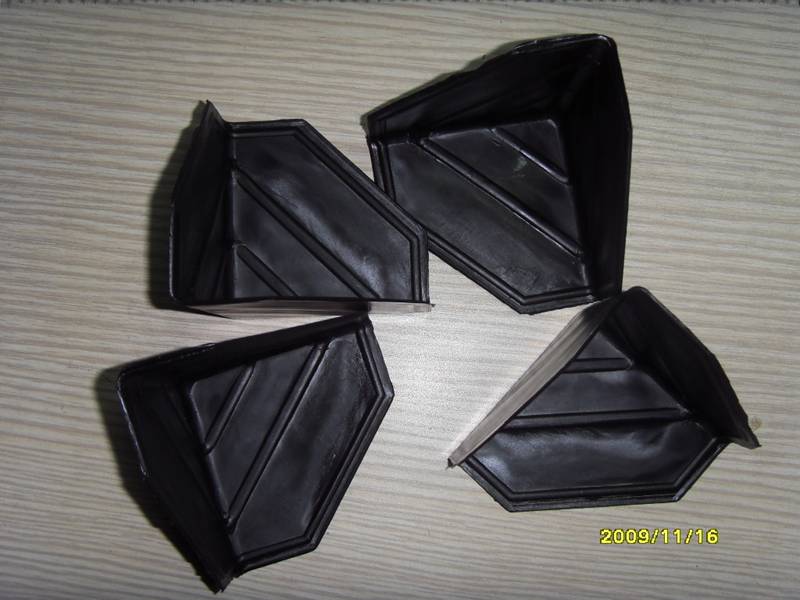 三面塑料護(hù)角
