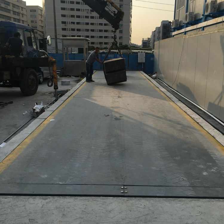 云南省麗江市供應(yīng)120噸160噸180噸電子地磅12米15米防爆汽車衡廠