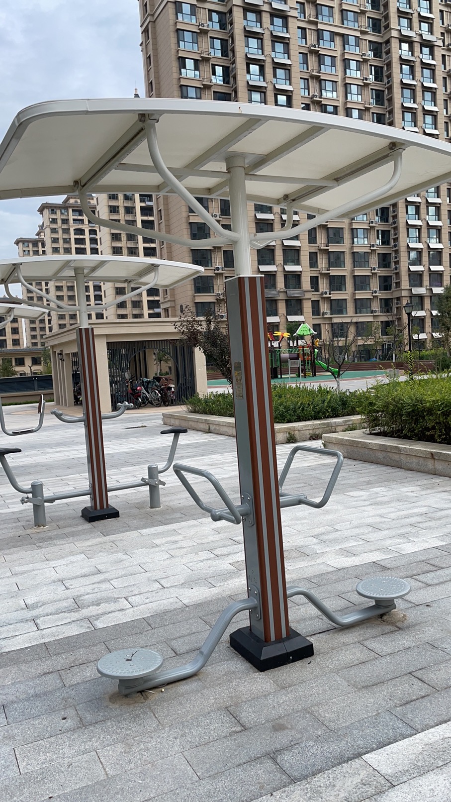 小區(qū)景觀健身器材太陽能健身路徑新型二代智能器材