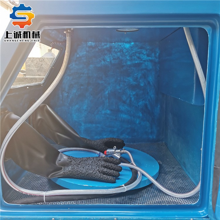 玻璃鋼濕式手動(dòng)噴砂機(jī)無塵環(huán)保水式噴砂設(shè)備生產(chǎn)廠家?guī)謩?dòng)轉(zhuǎn)盤