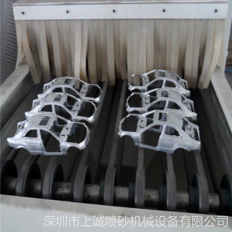 全自動噴砂機(jī)汽車模型脫漆輸送式自動噴砂機(jī)環(huán)保自動噴砂機(jī)