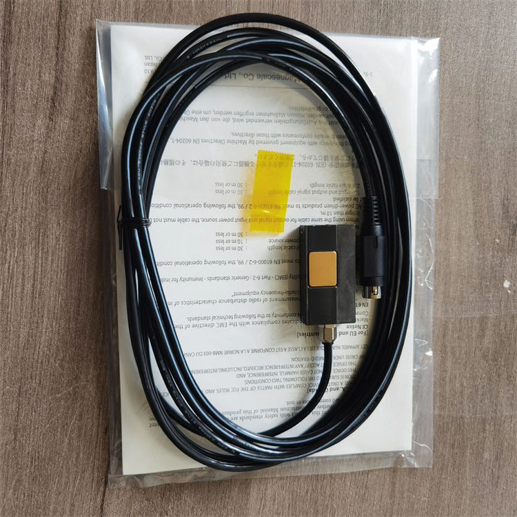 日本magnescale磁尺讀數(shù)頭PL101-RM用于SL700的讀頭電纜組件