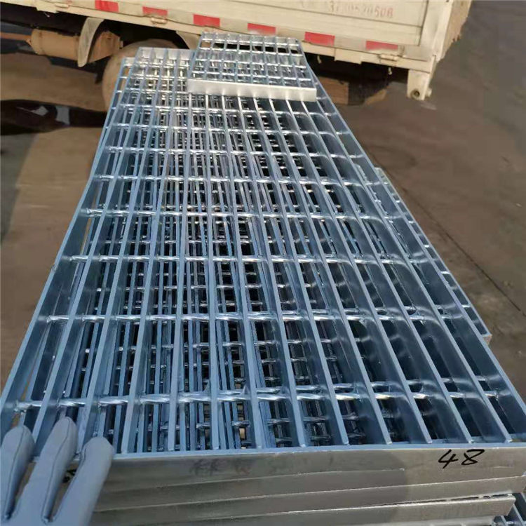 鋼鐵制品隔離柵鍍鋅鋼格軋板G355\/40\/100U鋼格柵板表面不做處理