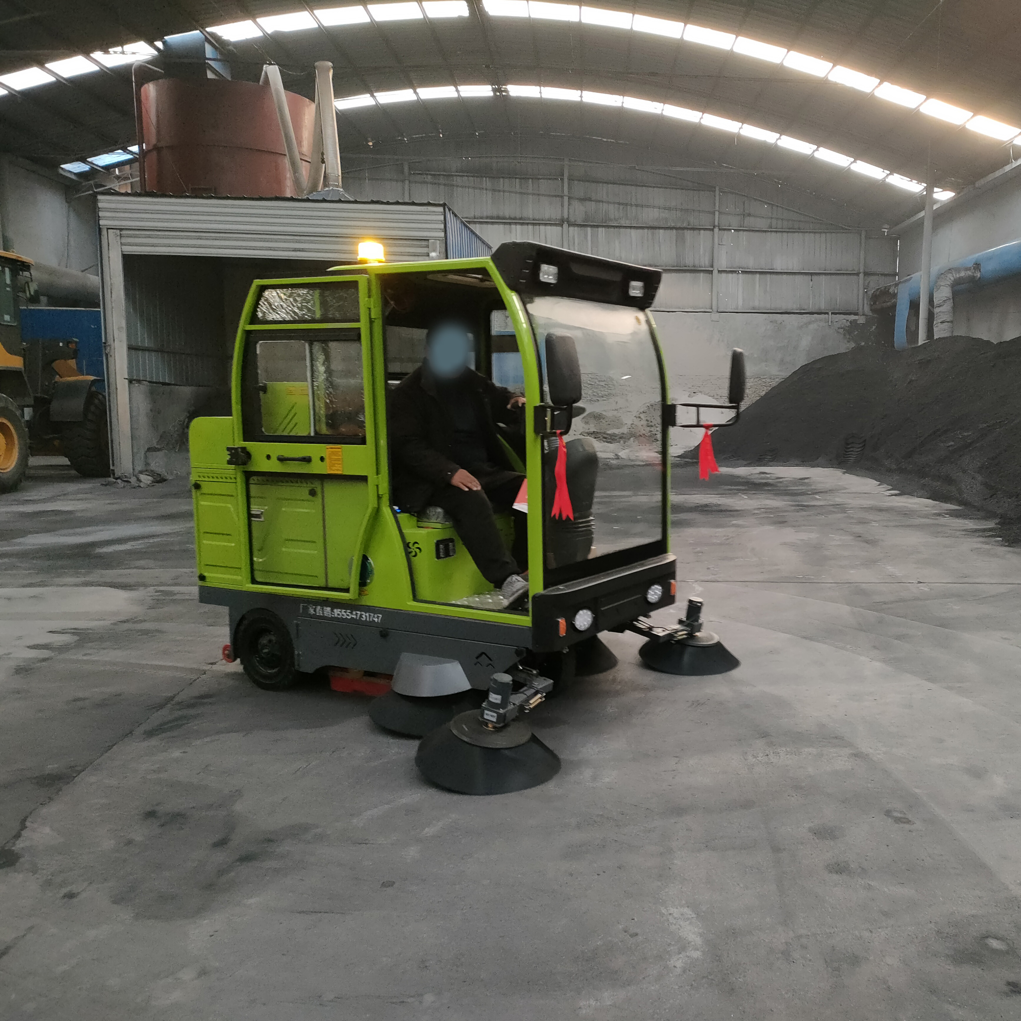 領(lǐng)程四海小型掃地機(jī)小區(qū)物業(yè)廣場(chǎng)道路專用掃地車型號(hào)S26