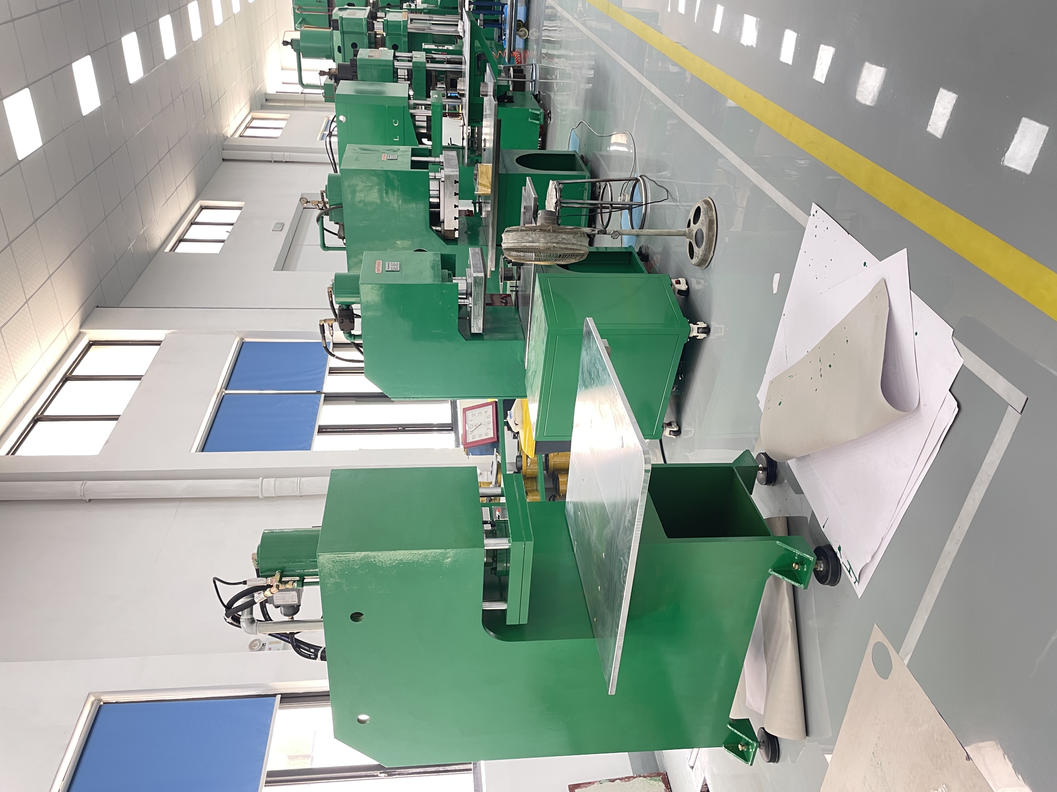 供應(yīng)立式減震器軸承壓裝機(jī)使用方式襯套數(shù)控壓力機(jī)安裝運輸