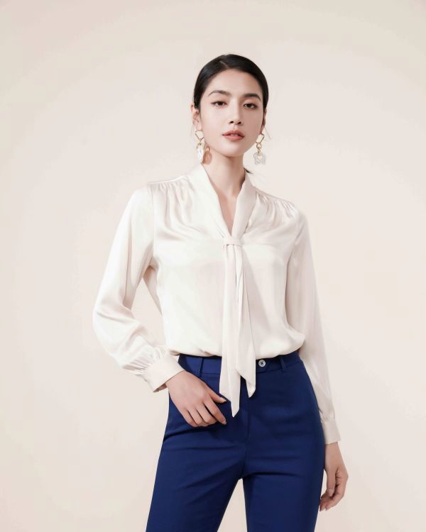 雪紡女士襯衫定做職場(chǎng)女性商務(wù)服飾定制衡通職業(yè)裝