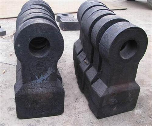 潮源鍛造粉碎機(jī)物件雙金屬復(fù)合錘頭礦山石破碎機(jī)配件