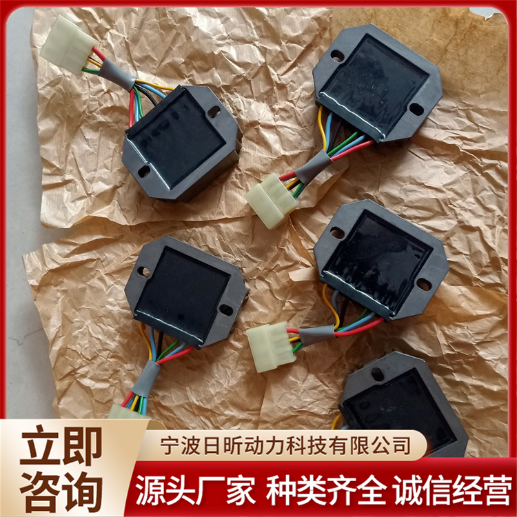 珀金斯2806S-E15發(fā)動機(jī)原廠配件1004TG2水泵驅(qū)動油封