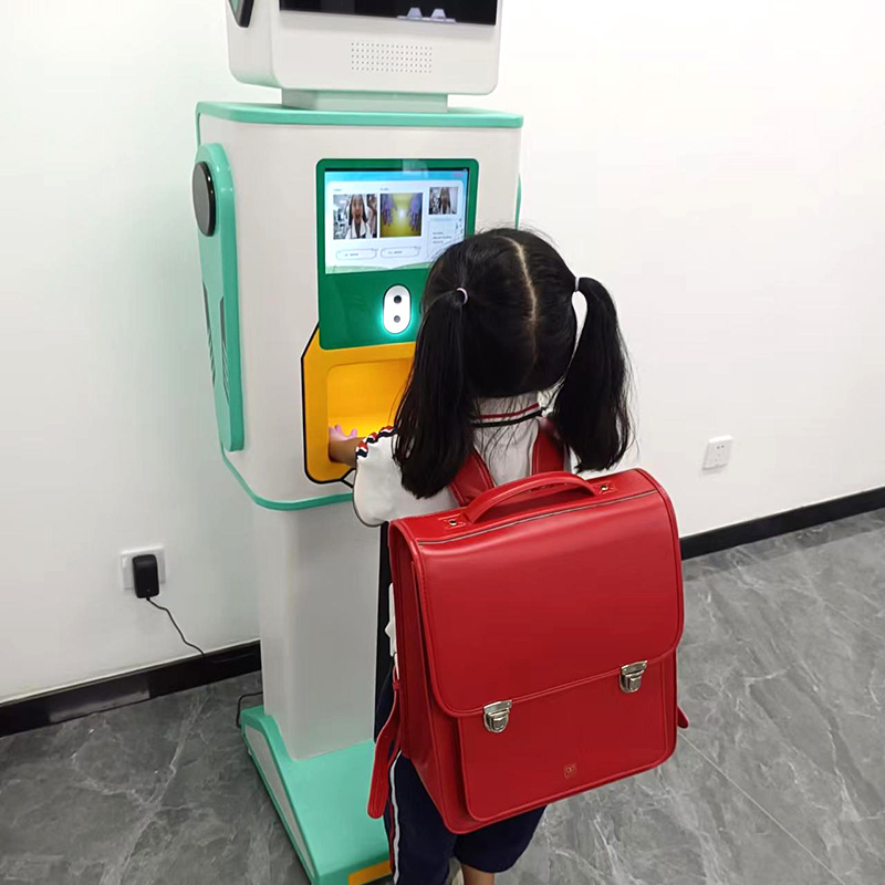 測溫機器人幼兒園健康體檢輔助設(shè)備兒童晨檢機免洗手消毒設(shè)備