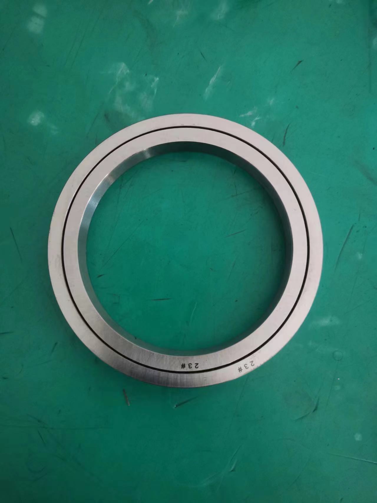 SX011868型號(hào)軸承交叉滾子結(jié)構(gòu)轉(zhuǎn)盤軸承廠家生產(chǎn)